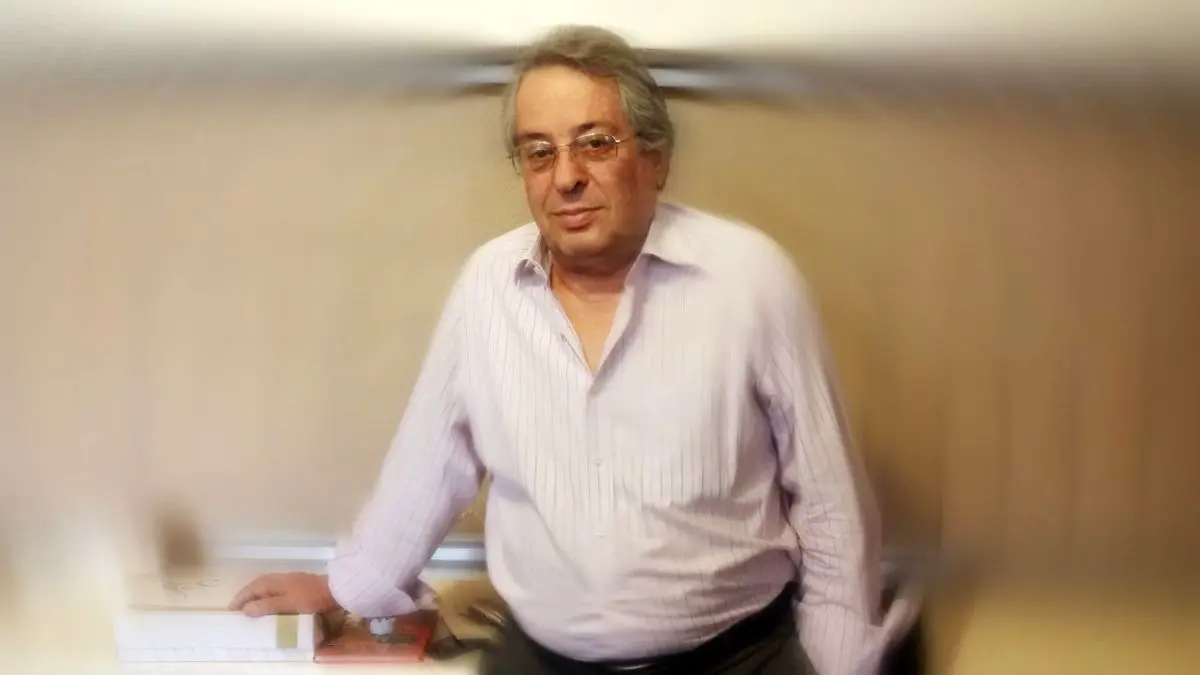 هوشنگ کامکار پس از عمل جراحی: فروغ فرخزاد زنده‌ام کرد!