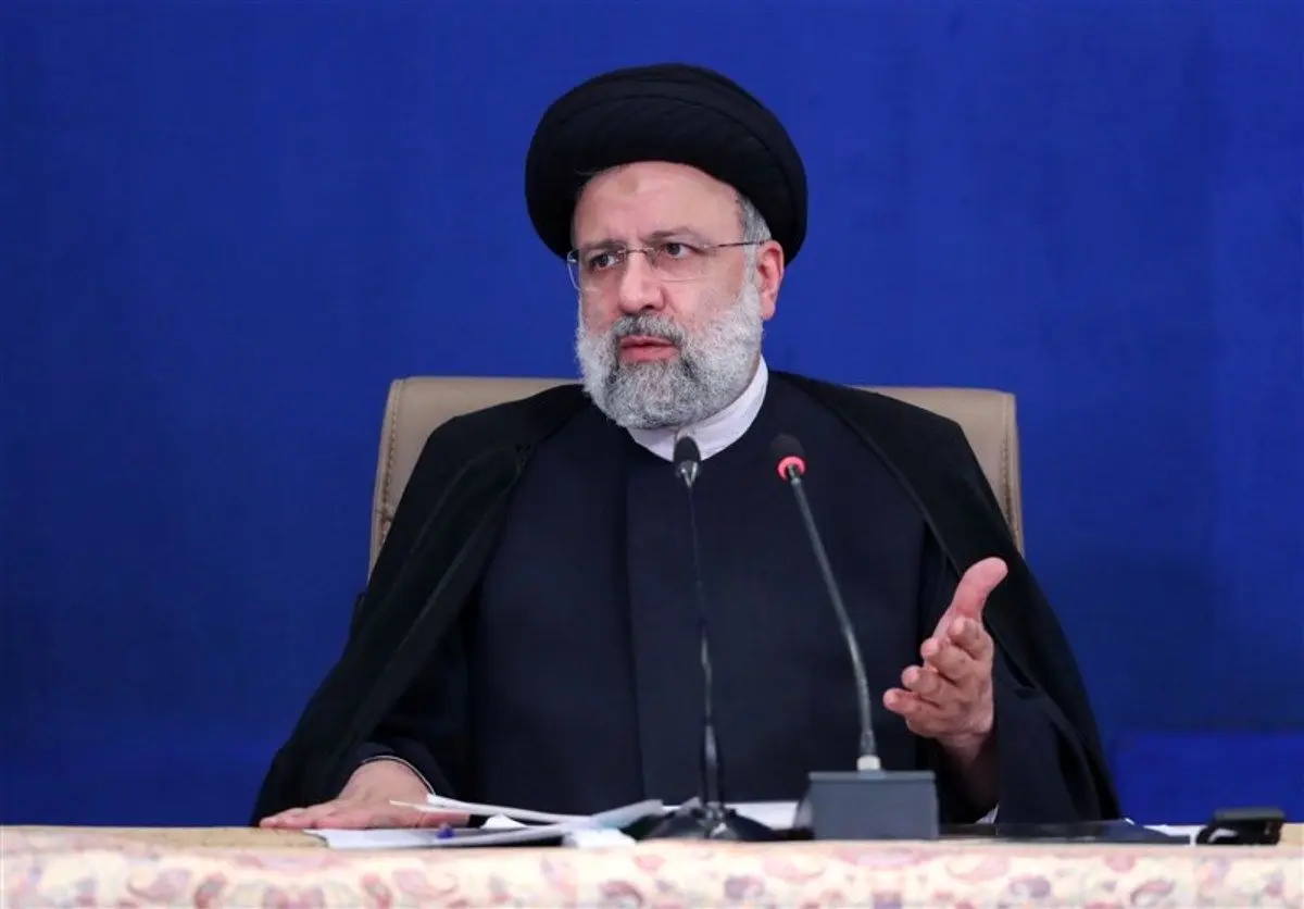 روزنامه رسالت: قرار است چه شود که رئیسی می‌گوید آبرویم را در دست گرفته‌ام؟