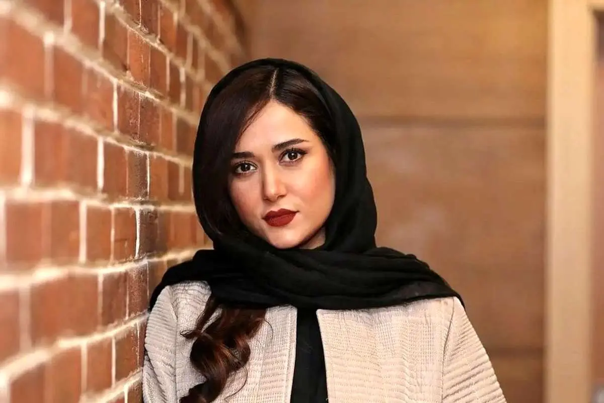 (ویدئو) صحبت کردن بامزه «پریناز ایزدیار» با لهجه بابلی