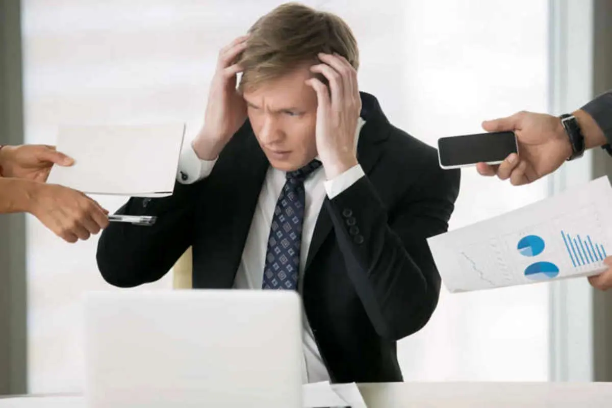 ۲۰ راهکار برای حفظ آرامش و خونسردی در محل کار