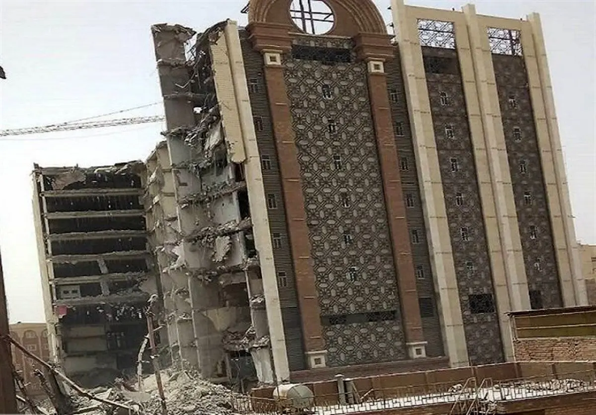 دومین روز پس از فاجعه متروپل در آبادان چه می‌گذرد؟