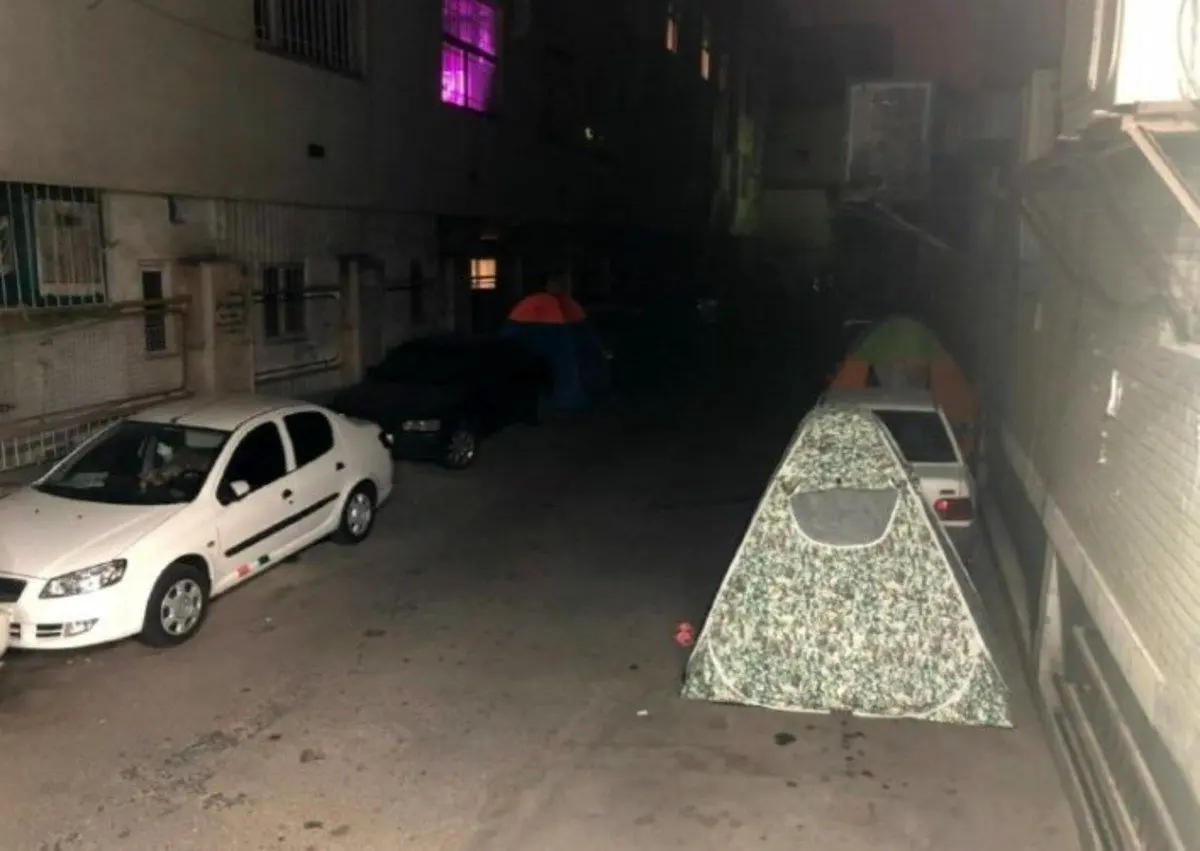 انتقاد از چادرزنی همراهان بیماران در اطراف بیمارستان‌ها
