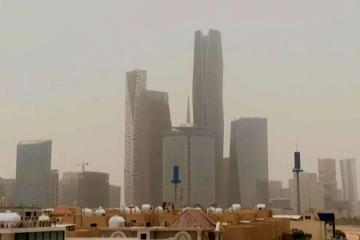 (ویدئو) گرد و غبار ریاض عربستان را در بر گرفت