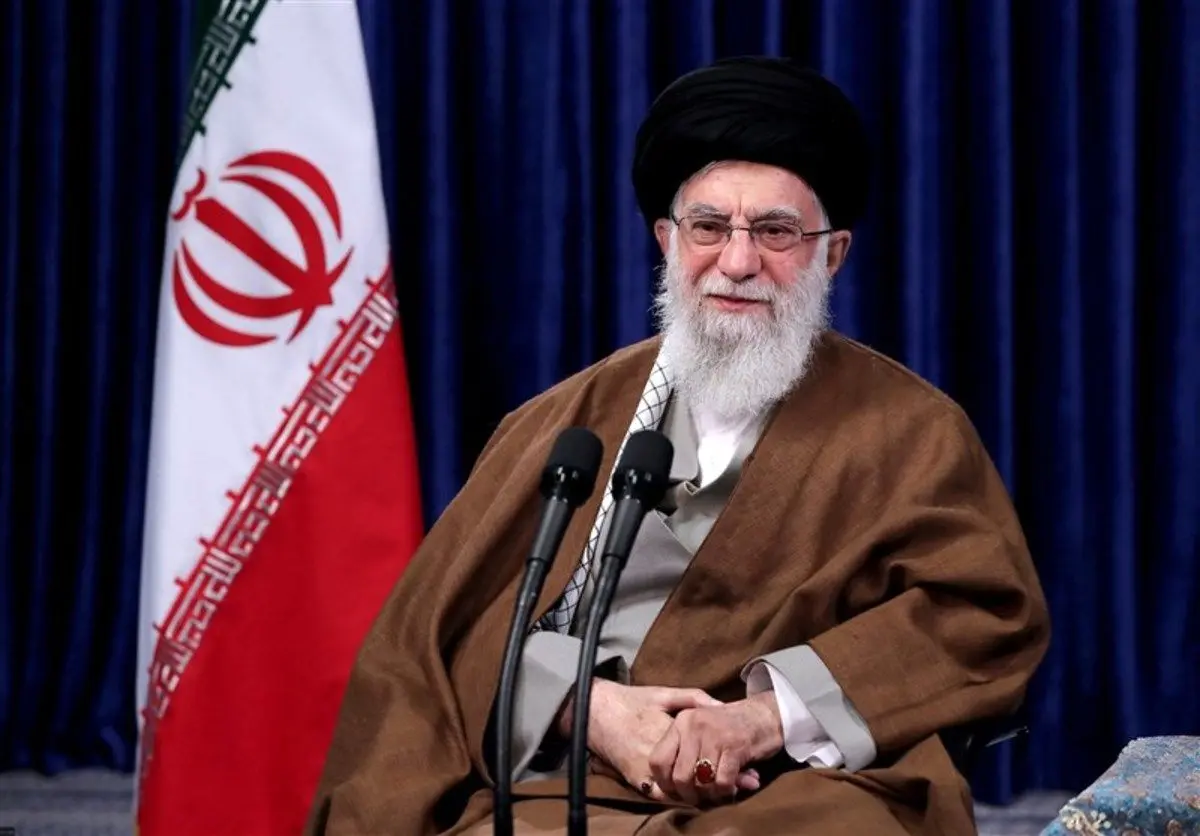 رهبر انقلاب: مخاطب اول در هر یک از عرصه‌های جهادی روحانیت است