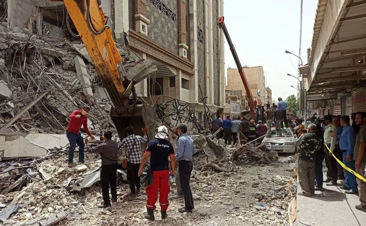 اظهارنظر استاندار خوزستان درباره علت فرو ریختن متروپل