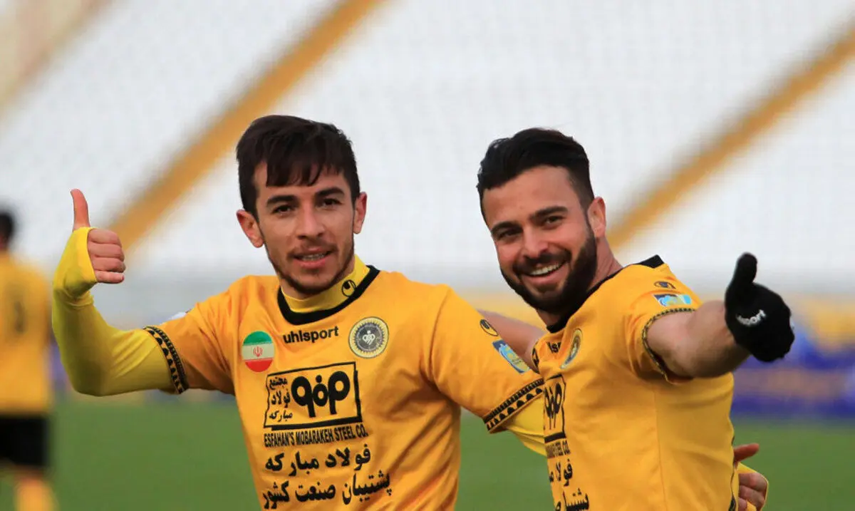 ۷ و ۱۰ سابق آماده بازگشت به پرسپولیس