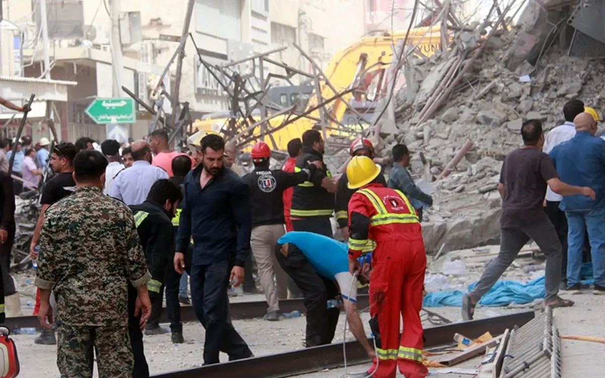 تعداد جانباختگان حادثه آبادان به ۱۸ نفر رسید