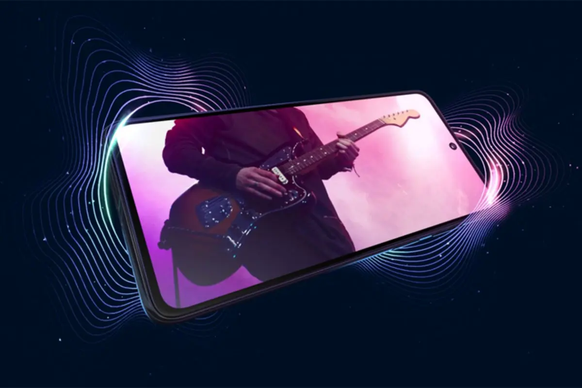 گوشی میان رده Moto G82 با دوربین ۵۰ مگاپیکسلی عرضه شد