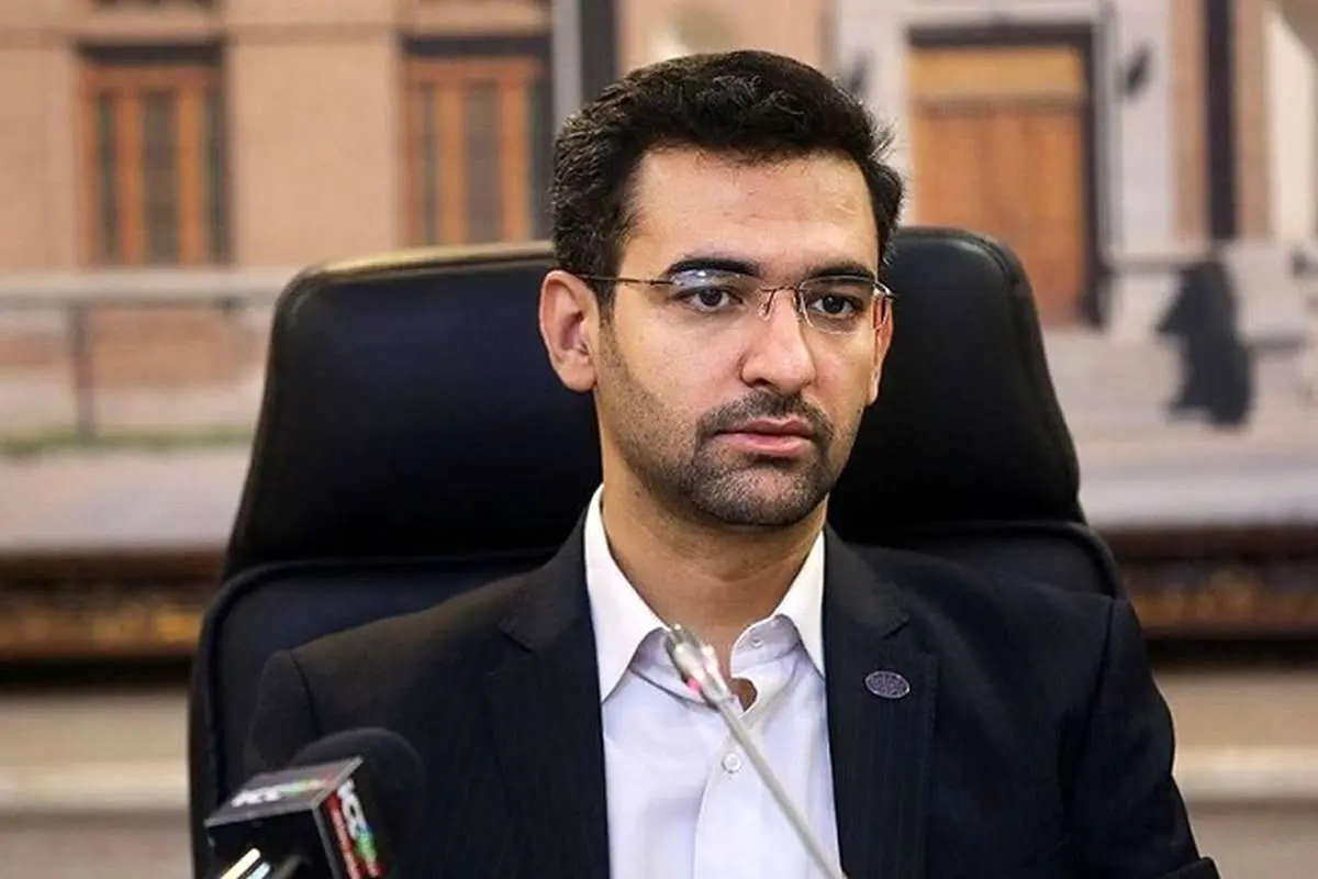 طعنه سنگین آذری جهرمی به یک مدیر خودروساز