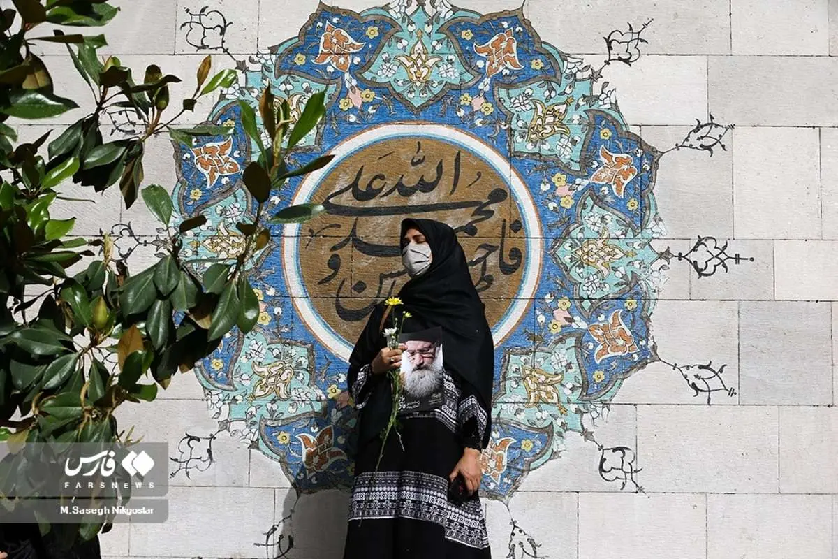 (تصاویر) تشییع پیکر آیتالله فاطمینیا در دانشگاه تهران