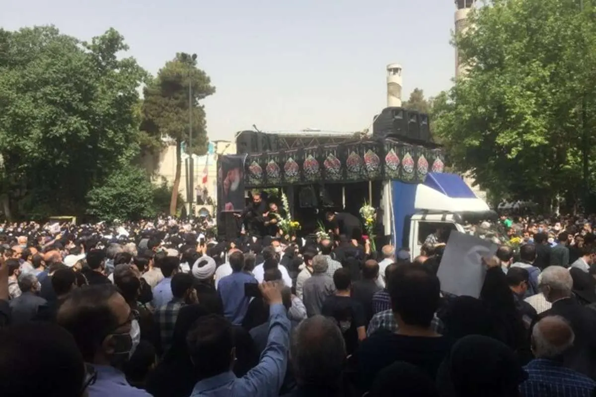 پیکر آیتالله فاطمینیا در تهران تشییع شد