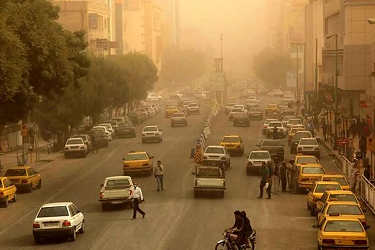 مدارس کاشان به دلیل تشدید آلودگی هوا فردا تعطیل است