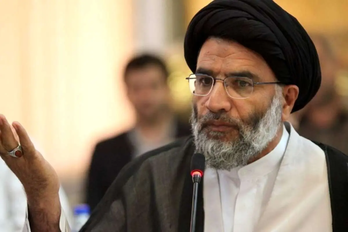 امام جمعه اهواز: حادثه متروپل یک سخنگوی واحد داشته باشد