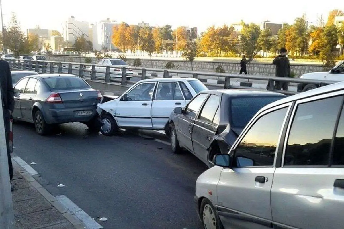 تصادف زنجیرهای در چالوس