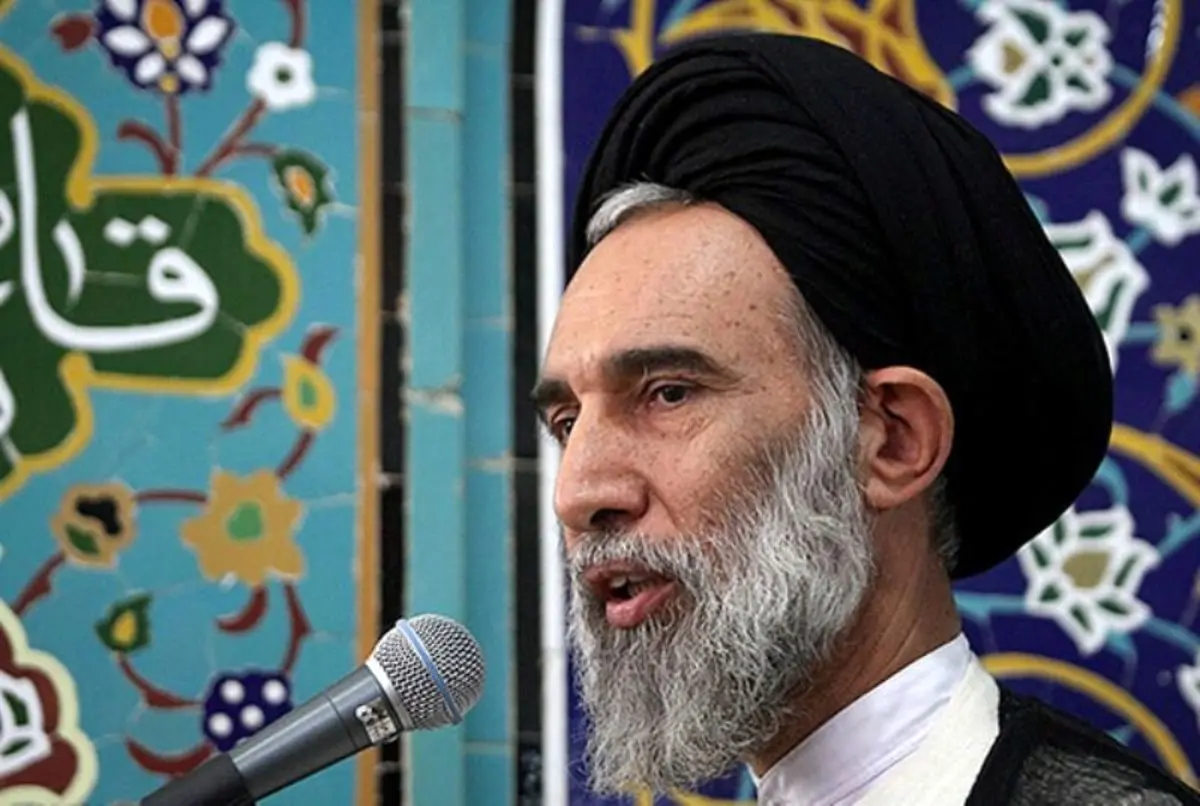 خطیب جمعه اصفهان: دشمنان چشم امید به خطا‌های مسوولان ما دوخته‌اند