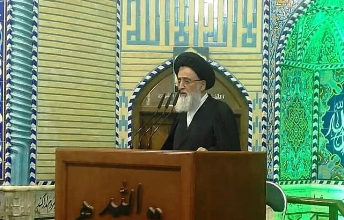 خطیب جمعه یزد: در فضا‌های مجازی، روز را شب، عالم را جاهل و جاهل را عالم می‌کنند
