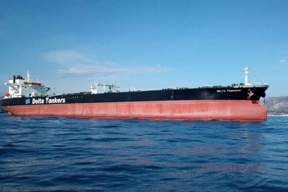 واکنش نمایندگان مجلس به توقیف دو نفتکش یونانی