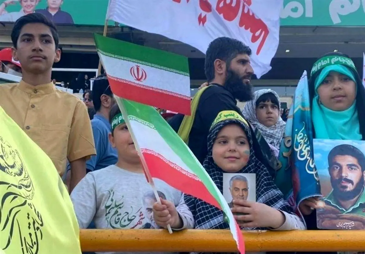حمله تند روزنامه همشهری به منتقدان مراسم «سلام فرمانده»