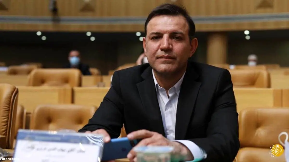 عزیزی خادم ۲ سال محروم شد
