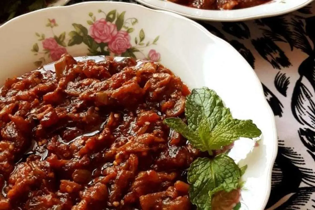 طرز تهیه مِلا قورمه، خورش اصیل مازندرانی