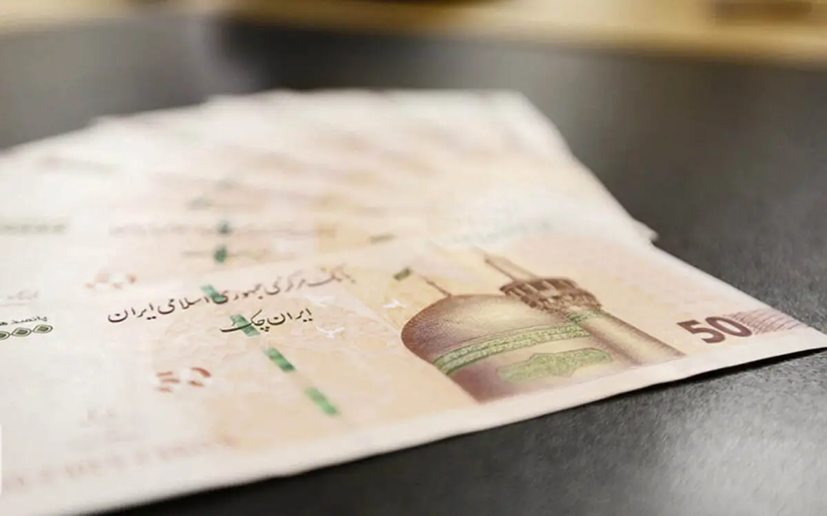 حجم نقدینگی به ۴۸۲۳ هزار میلیارد رسید