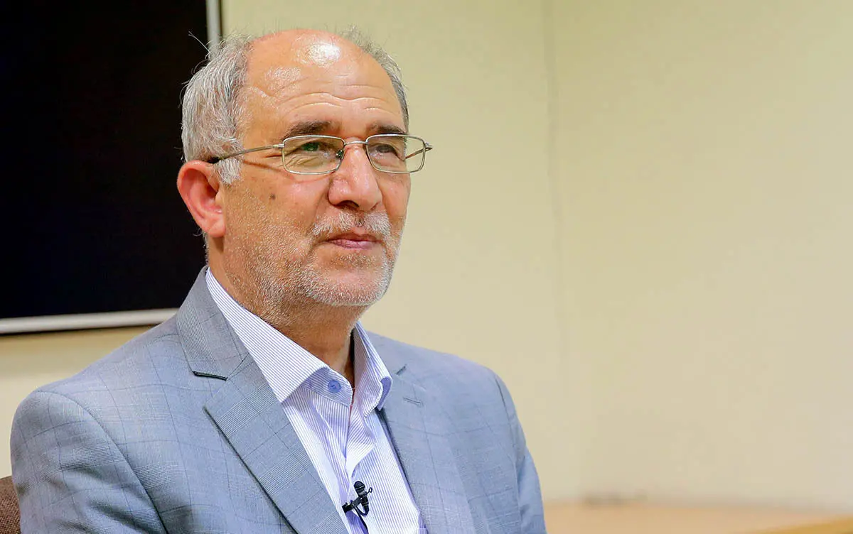 «امام خمینی به اعضای خبرگان گفتند هر چه اکثریت گفتند معتبر است»