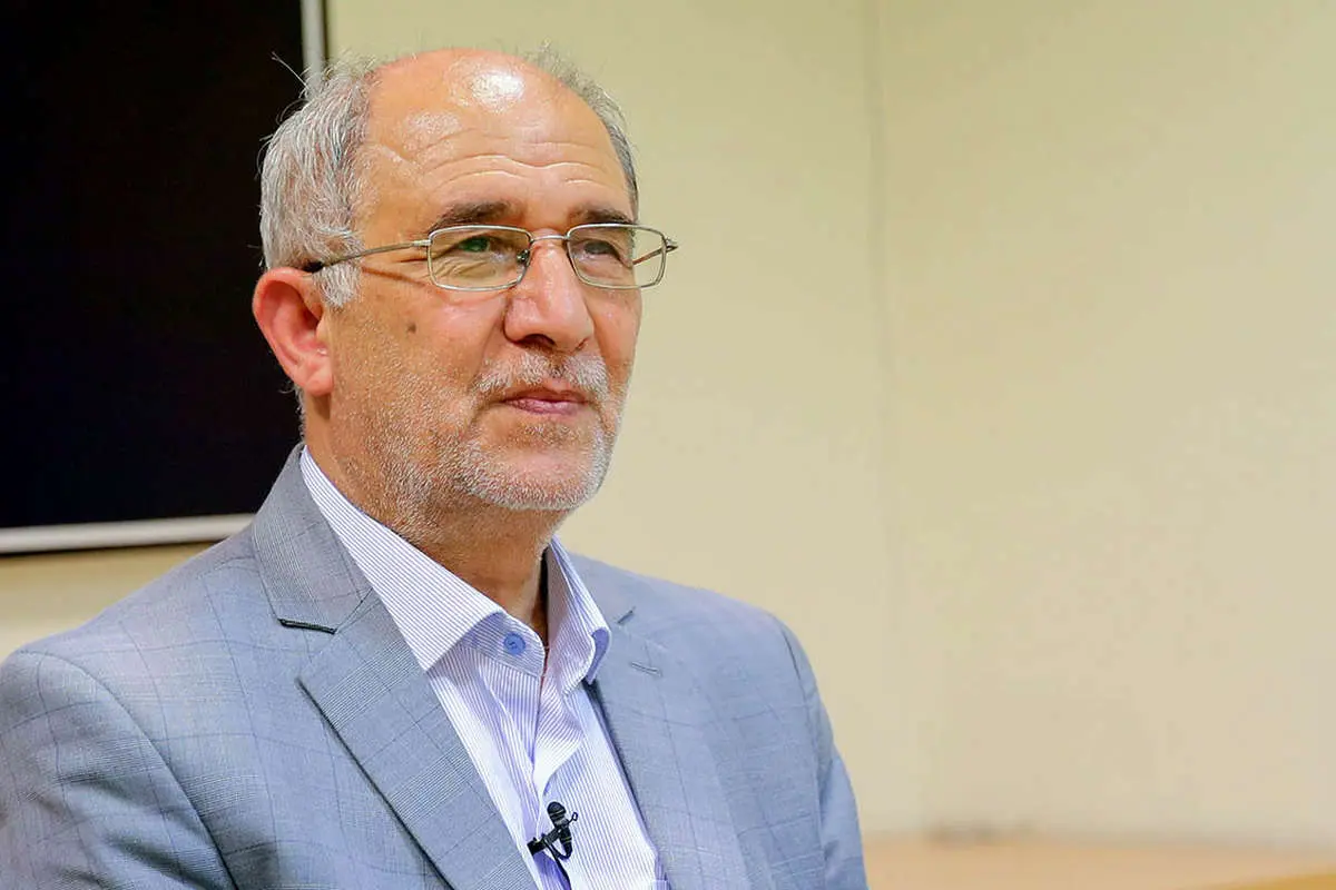 «امام خمینی به اعضای خبرگان گفتند هر چه اکثریت گفتند معتبر است»