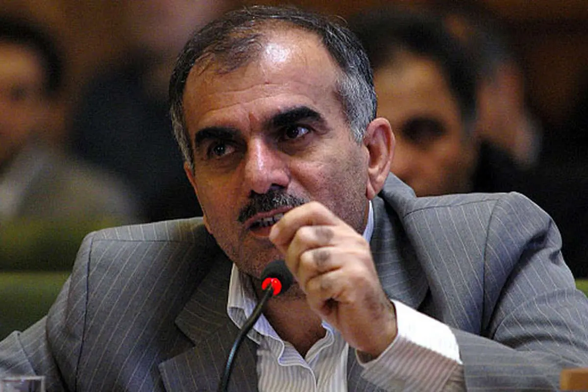 ساختمان مترو پل بدون اخذ پروانه ساخته شد