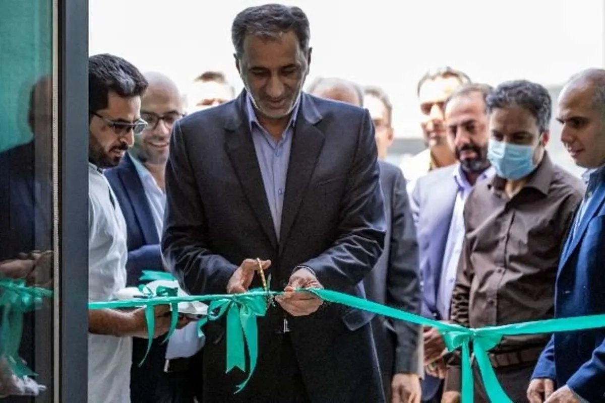 افتتاح مرکز جدید توزیع دارو شرکت آدوراطب در اهواز