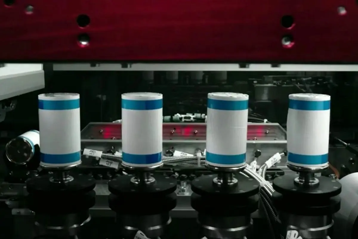 باتری جدید تسلا که یک قرن عمر می‌کند!