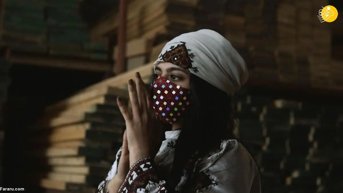 (تصاویر) این رپر محجبه و معروف را کسی نمی‌شناسد!