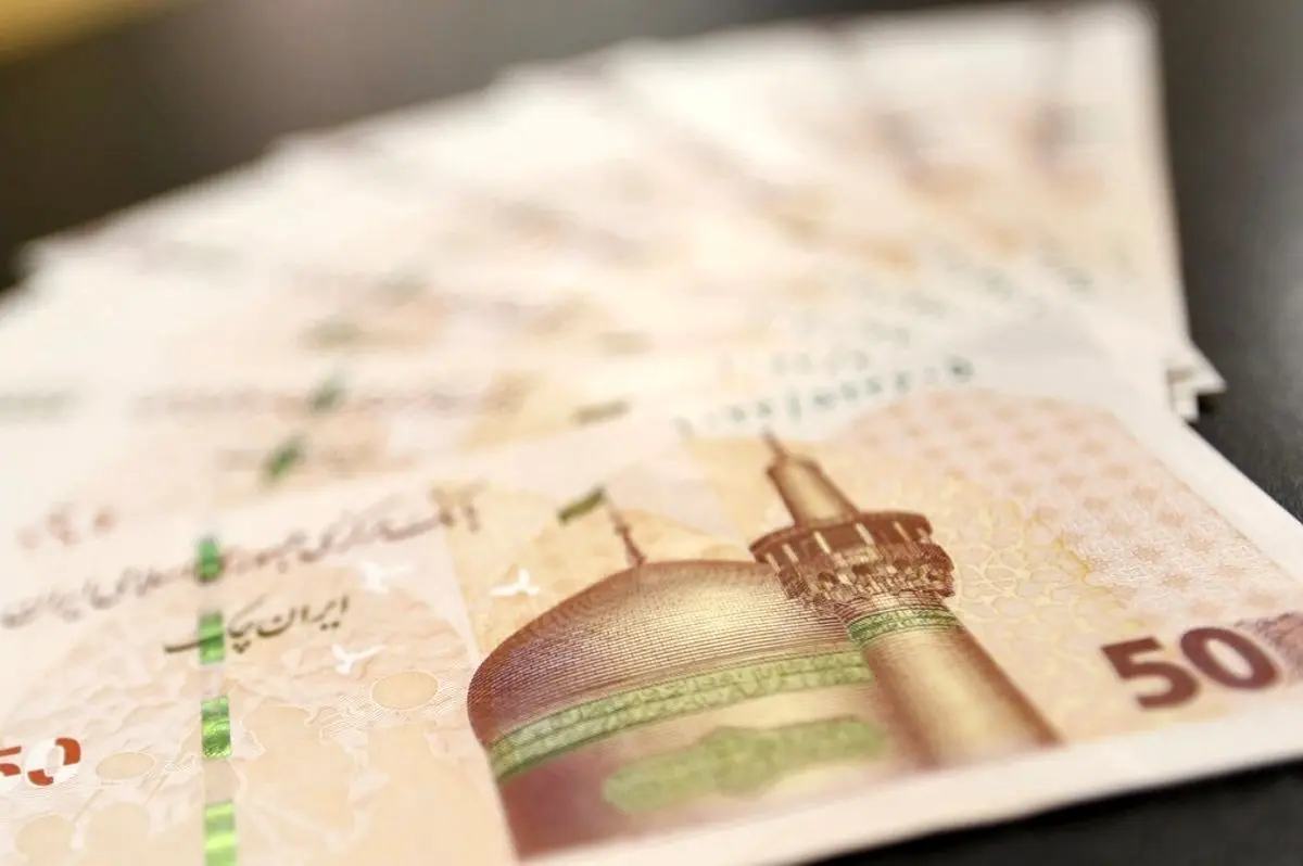 فرار پول به حساب‌هاي زيرزمينی