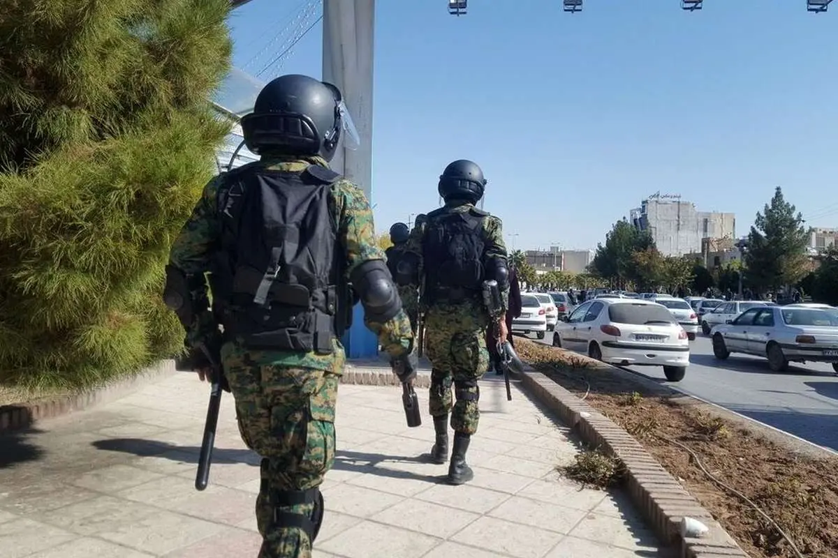 لایحه جدید دولت: اعطای حق استفاده از سلاح به ماموران امنیتی در «راهپیماییهای غیرقانونی مسلحانه»