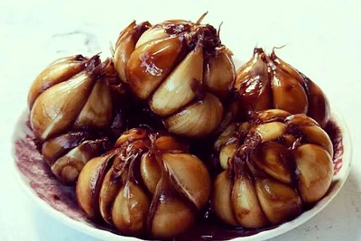 طرز تهیه سیر ترشی فوری