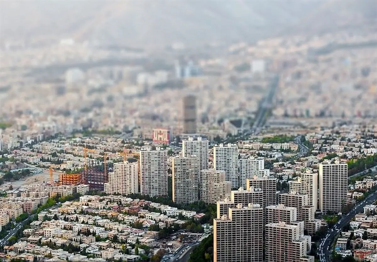 عضو اتحادیه مشاوران املاک: برخی مستاجران سه شغله شده‌اند
