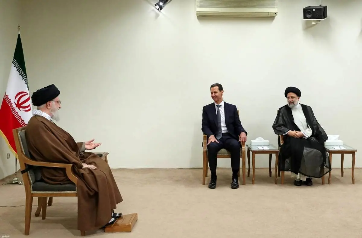 الوطن: سفر بشار اسد به تهران نتیجه داد دو نفتکش در سوریه پهلو گرفتند