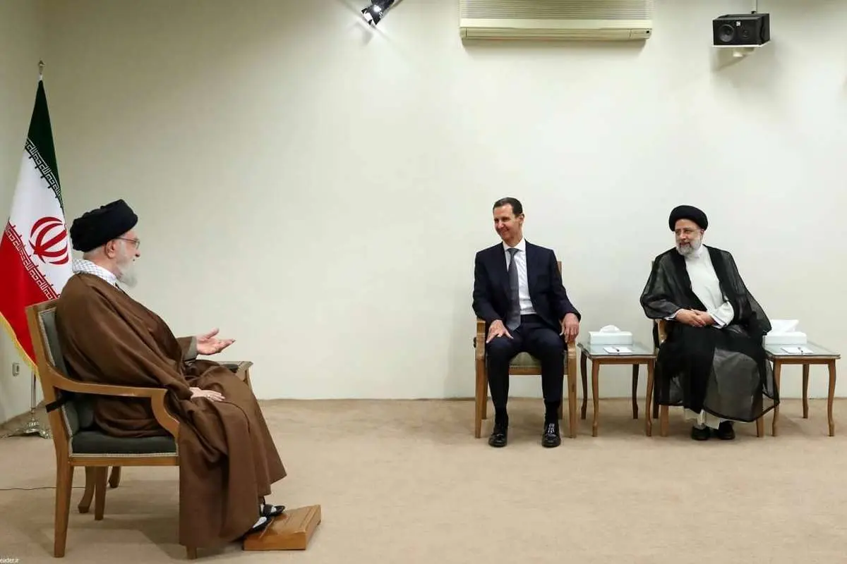 الوطن: سفر بشار اسد به تهران نتیجه داد دو نفتکش در سوریه پهلو گرفتند