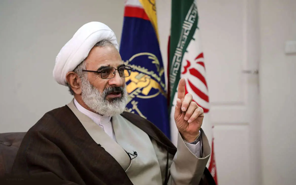 نماینده ولی فقیه در سپاه: ولایتفقیه یک هدیه بزرگ است