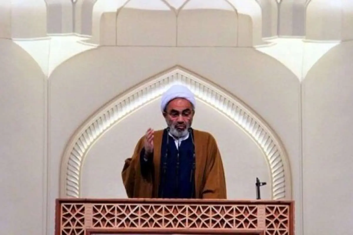 امام جمعه گرگان: فریب شعار «رضا شاه روحت شاد» را نخورید