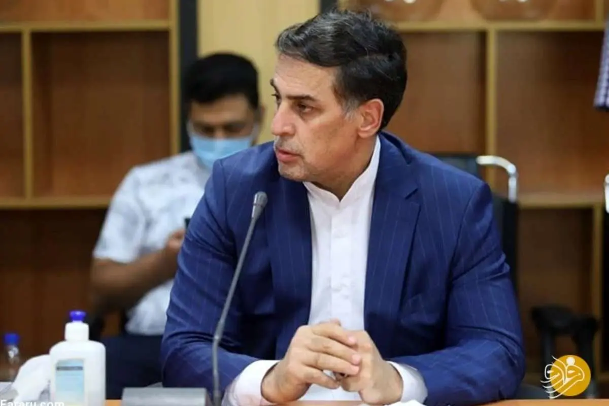 سعید آذری: برنامه فوتبالی یک کشور جنگ‌زده بهتر از ماست