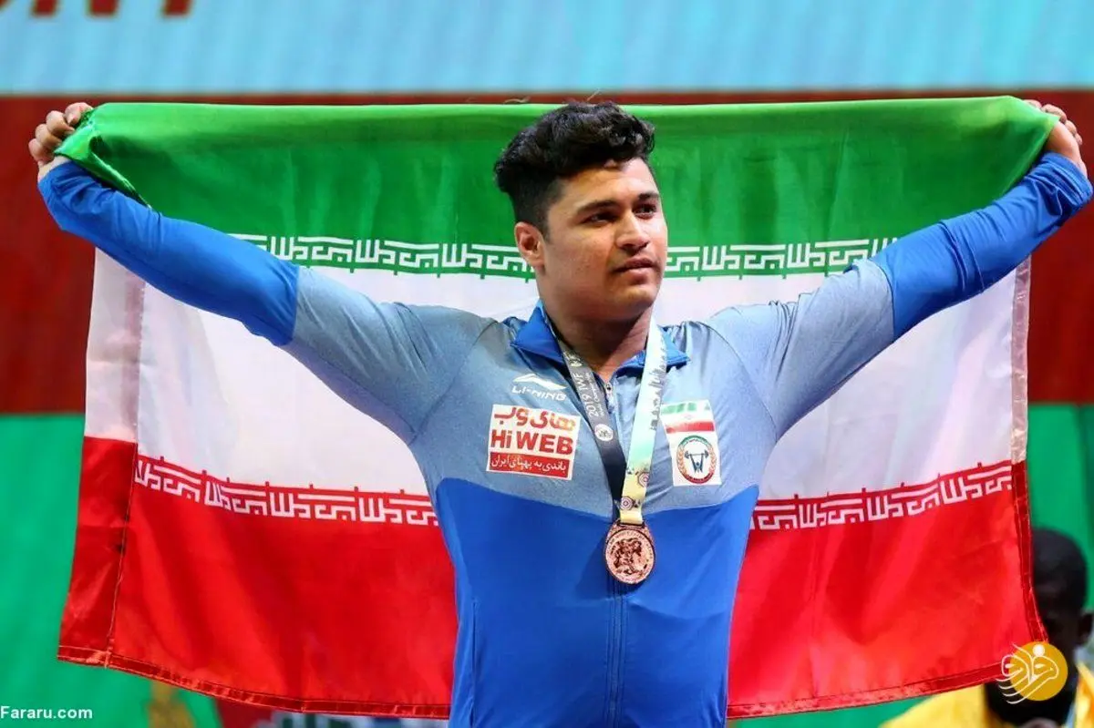 (عکس) چاقوکشی در کافه یک ملی‌پوش