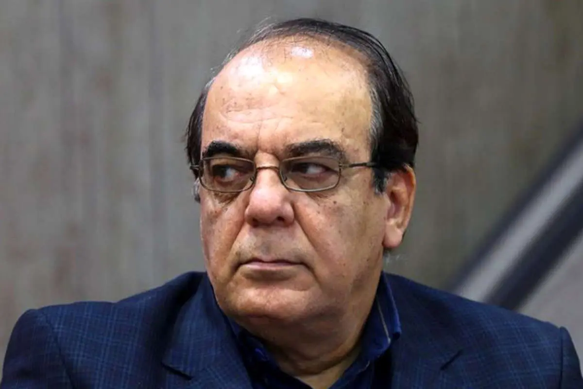 عباس عبدی: از زشتترین اقدامات نواصولگرایان تحریف مفهوم انقلاب است
