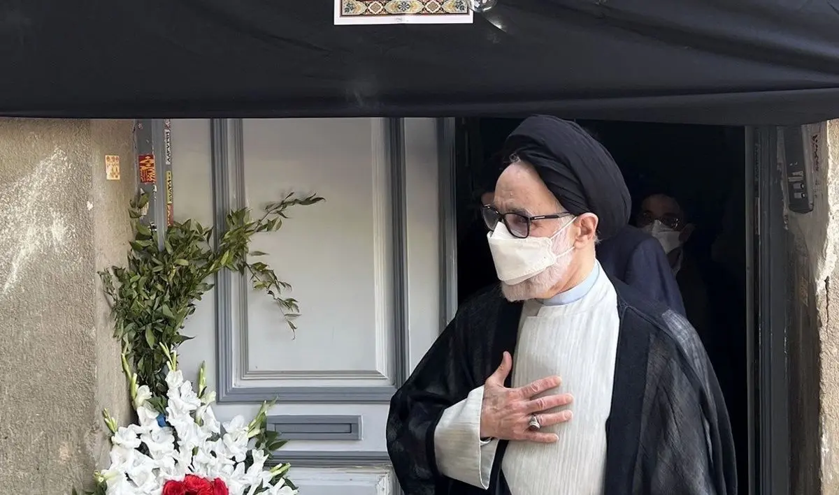 (ویدئو) حضور سید محمد خاتمی در منزل مرحوم دعایی