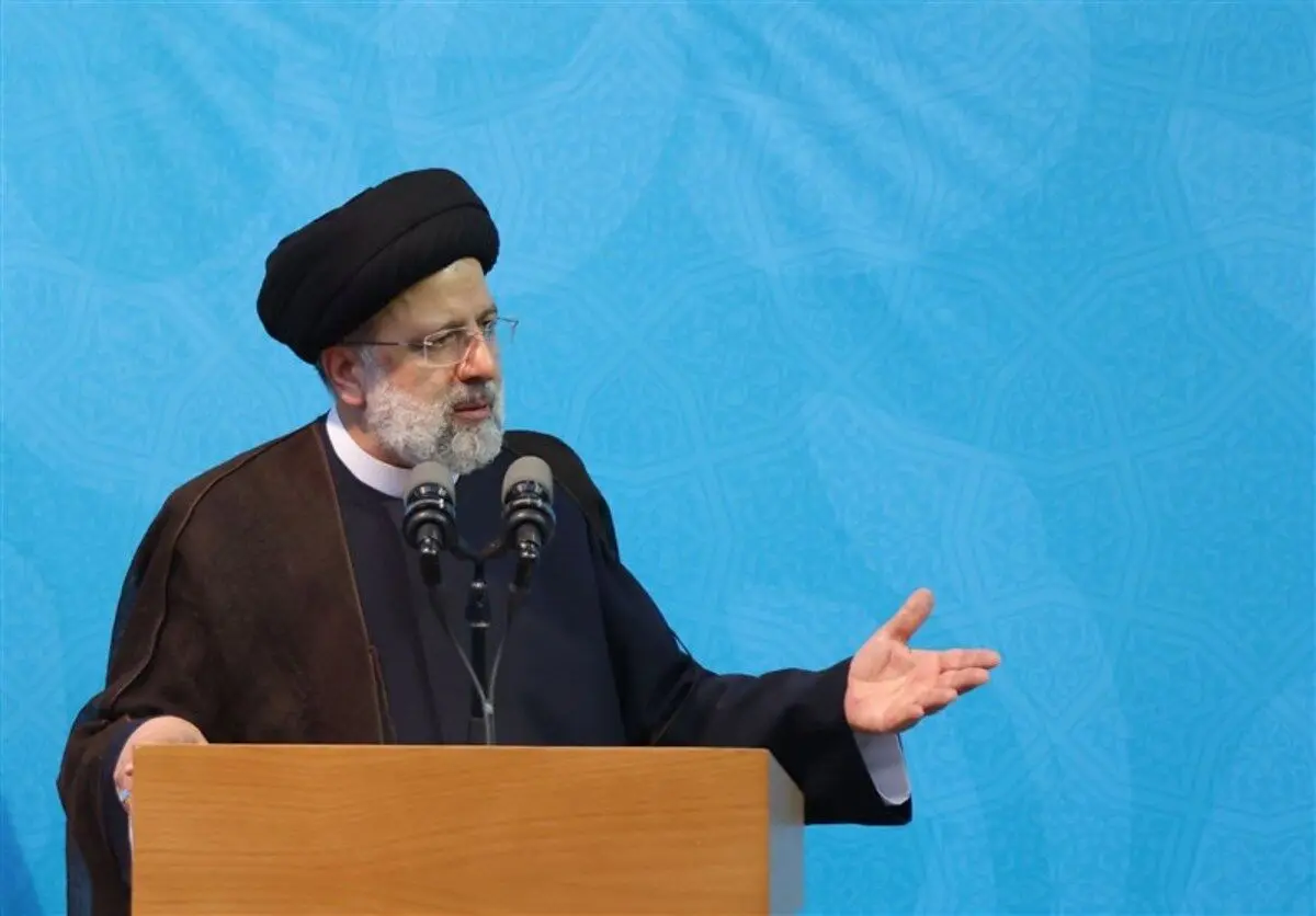 رئیسی: از رشد اقتصادی ۴ درصد عبور کرده‌ایم