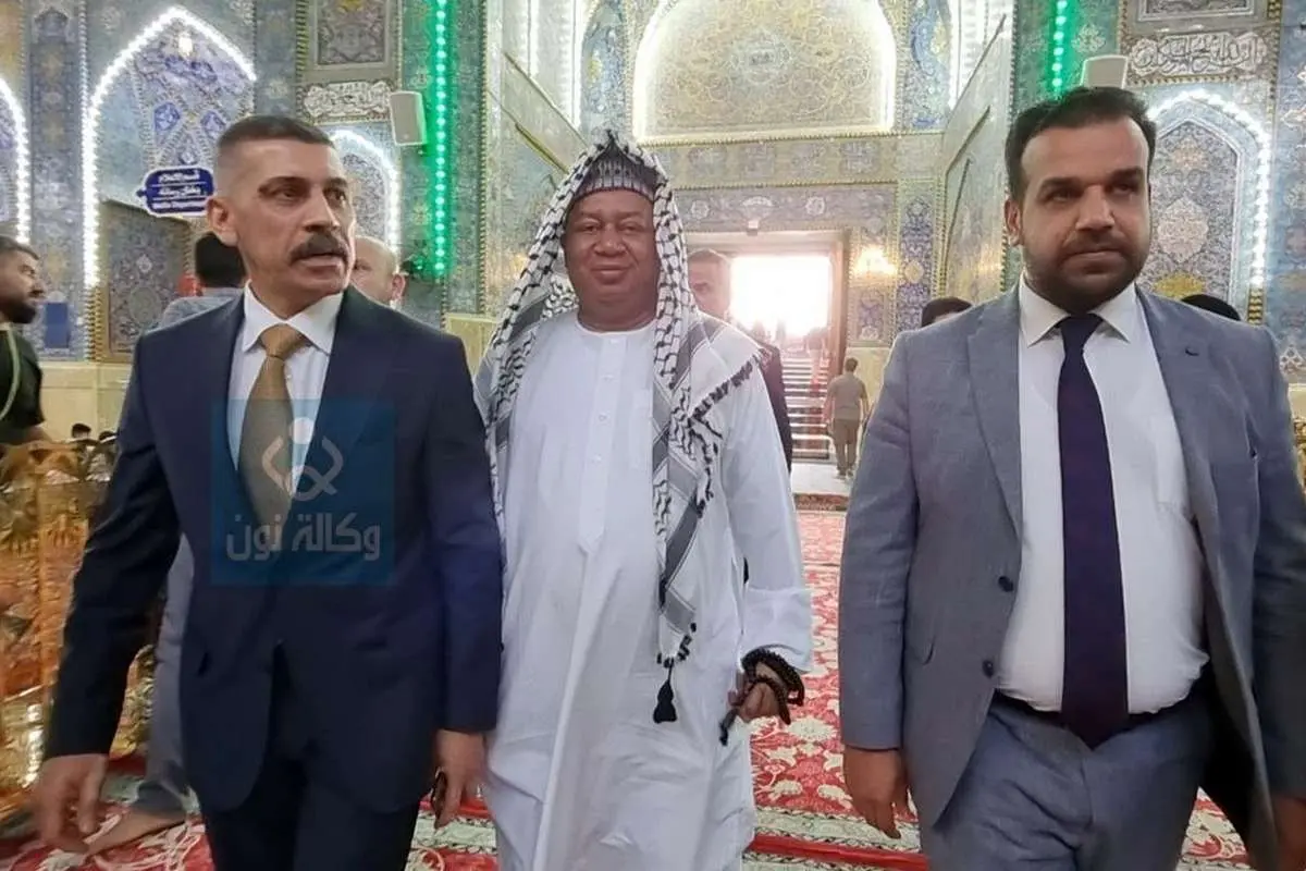 (عکس) حضور دبیرکل اوپک در حرم امام حسین(ع)