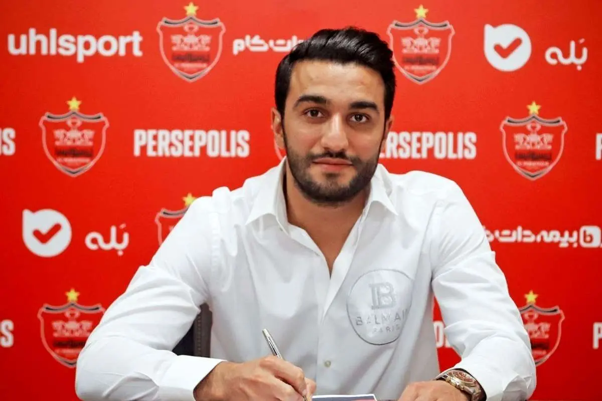 سیامک نعمتی با پرسپولیس تمدید کرد