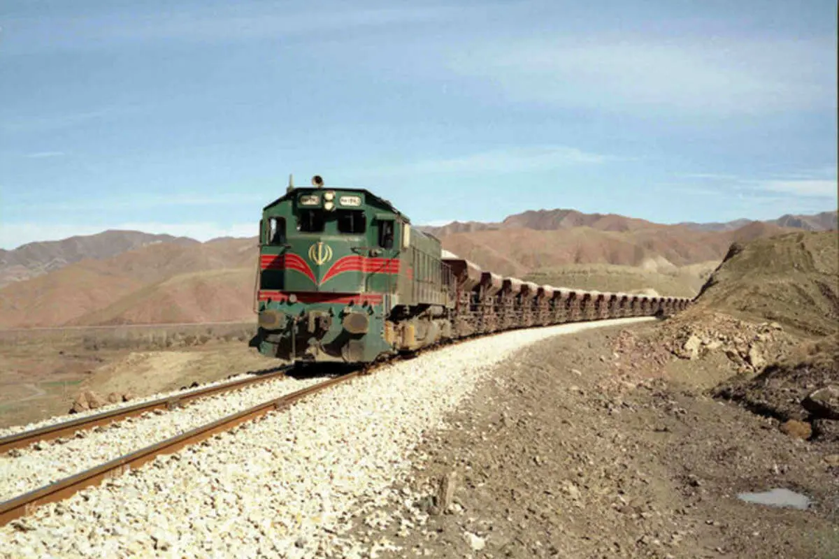 مرگ یک کارگر بر اثر برخورد قطار