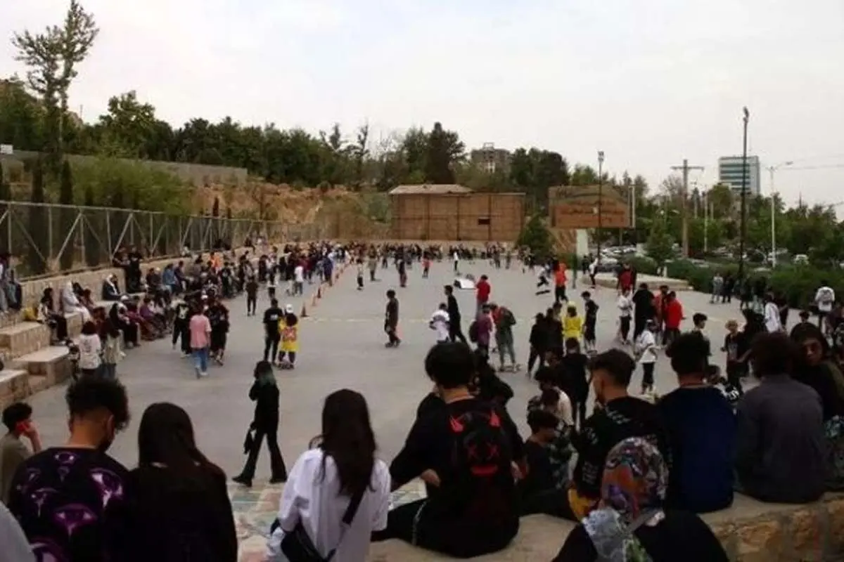 «هیچ نوجوانی در رابطه با تجمع بلوار چمران شیراز بازداشت نشده است»