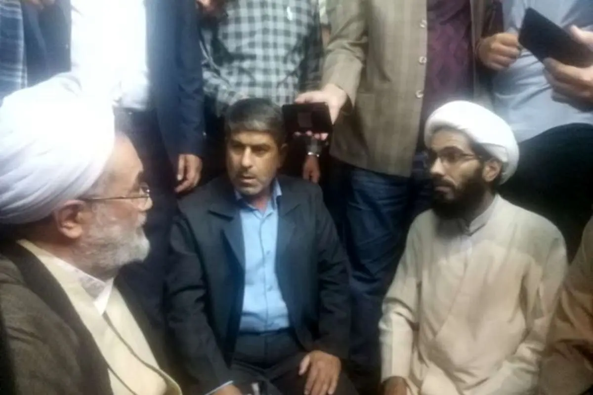 (ویدئو) سخنرانی مسیح مهاجری در یزد به هم ریخت