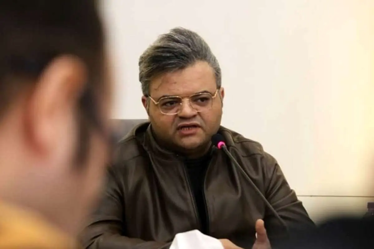 (ویدئو) بیرون کردن جنجالی خواننده ایرانی از برنامه تلویزیونی در آذربایجان